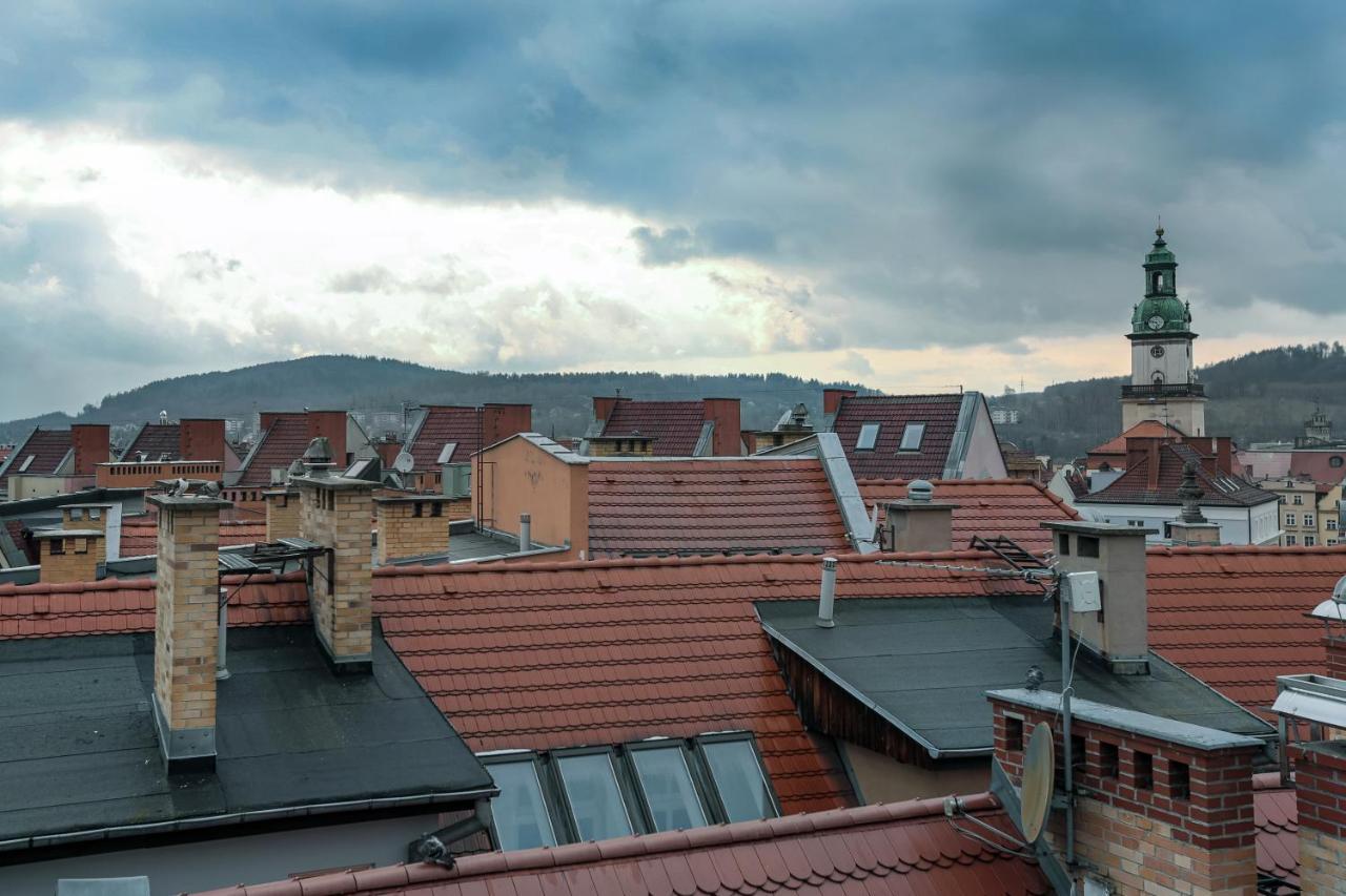 Zeppelin Apartments Simple Acomodation Jelenia Gora Exterior photo